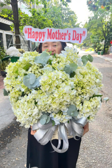 bó hoa tặng mẹ tai hoa việt 247