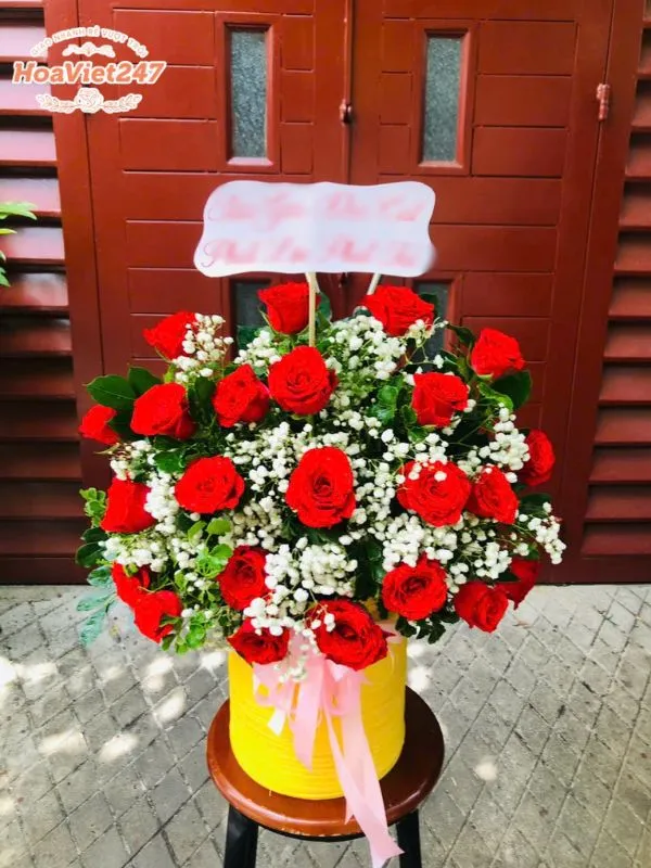 giỏ hoa hồng đỏ tặng mẹ