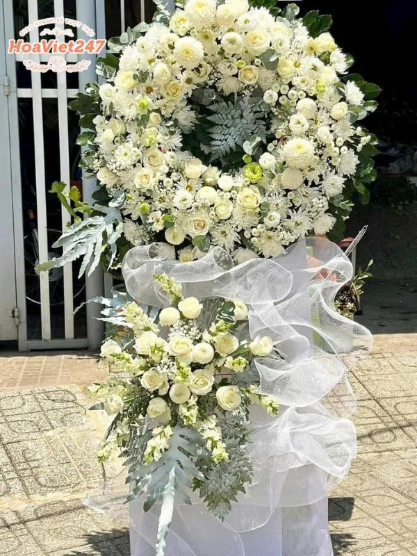 kệ hoa viếng tang shop hoa tươi gia lai 