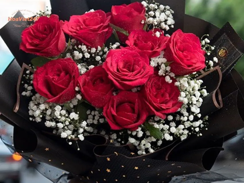 bó hoa hồng tặng sinh nhật mẹ được bán tại cửa hàng shop hoa tươi cần giờ