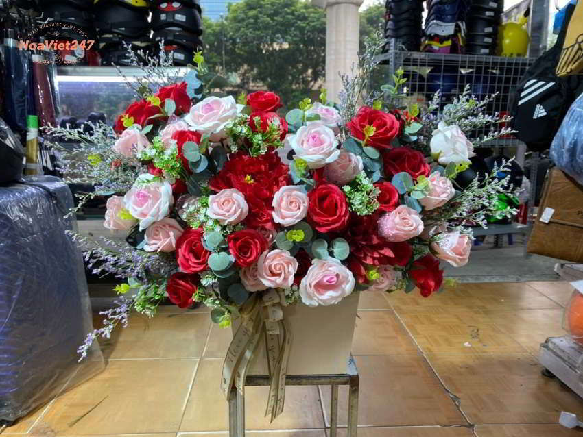 đặt mua giỏ hoa sinh nhật sang chanh tại cửa hàng shop hoa tươi gò vấp