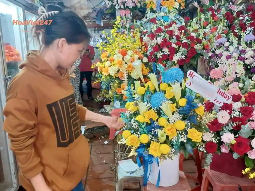 cửa hàng shop hoa tươi đan phượng