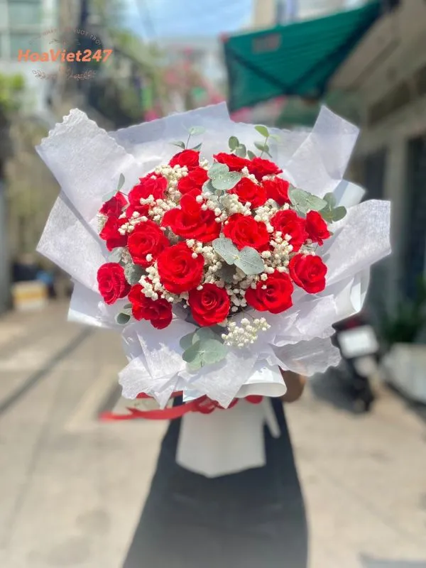bó hoa hồng đỏ tặng người yêu 