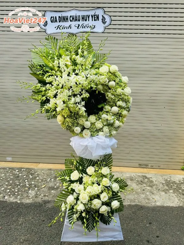 kệ viếng shop hoa tươi hoàng mai