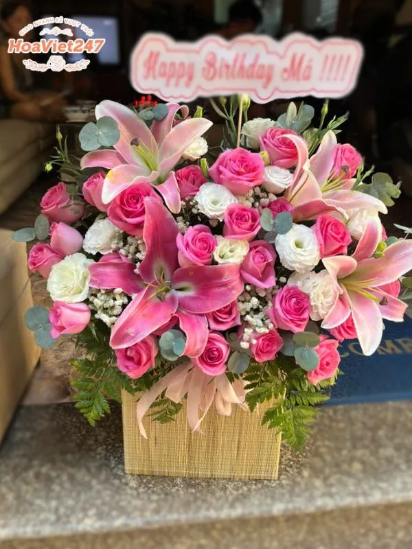 giỏ hoa tông hồng mừng thọ đẹp tặng ông bà