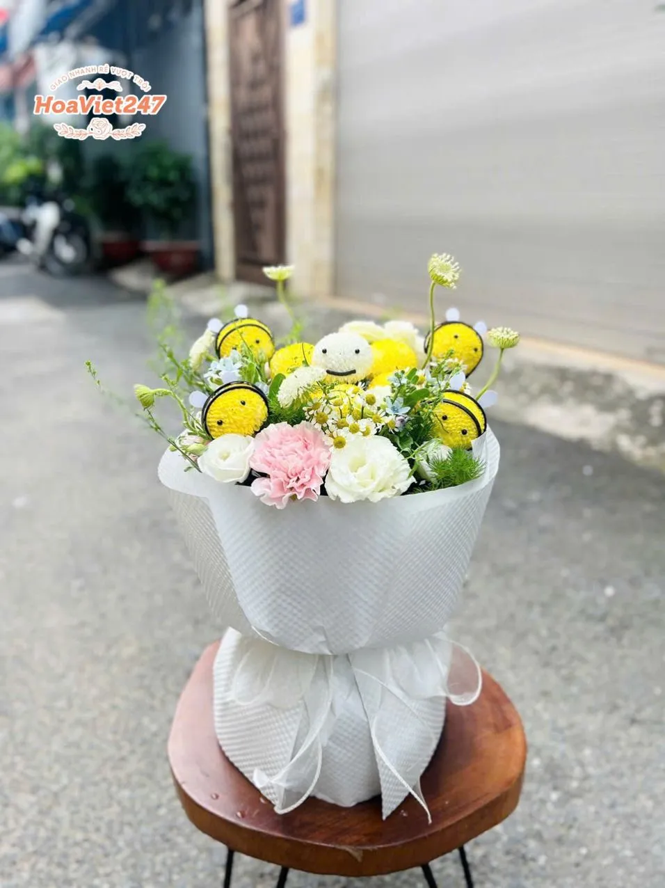 Bo Hoa Tot Nghiep Tong Vang Bht131 Dep